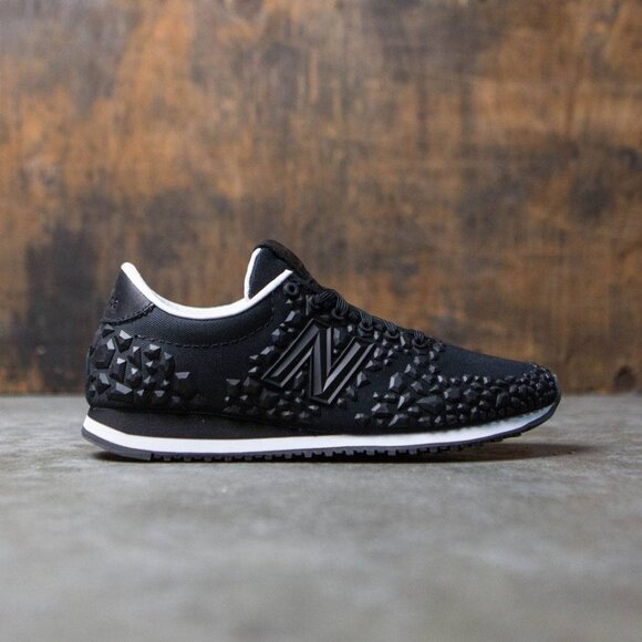 New Balance 420 Black Studded Sneakers - Picture 1 of 5